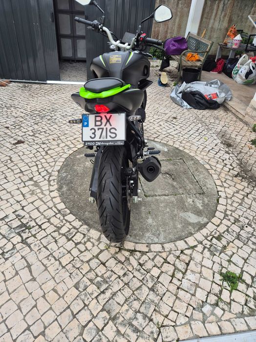 Moto 125 nova com garantia apenas 645 km
