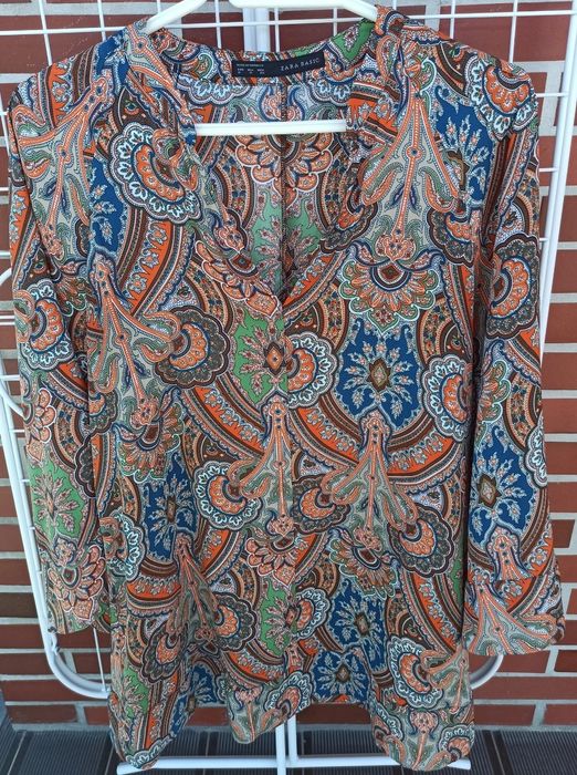 Blusa, tipo túnica, estampada
