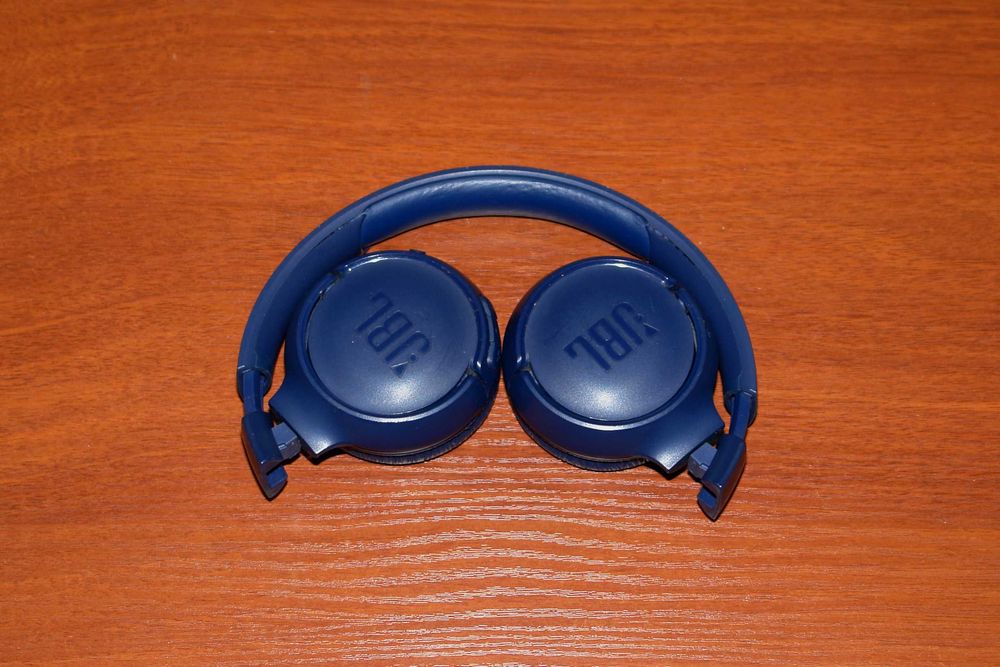 Беспроводные наушники с микрофоном JBL Tune 500BT Blue. HAVIT H2590BT.