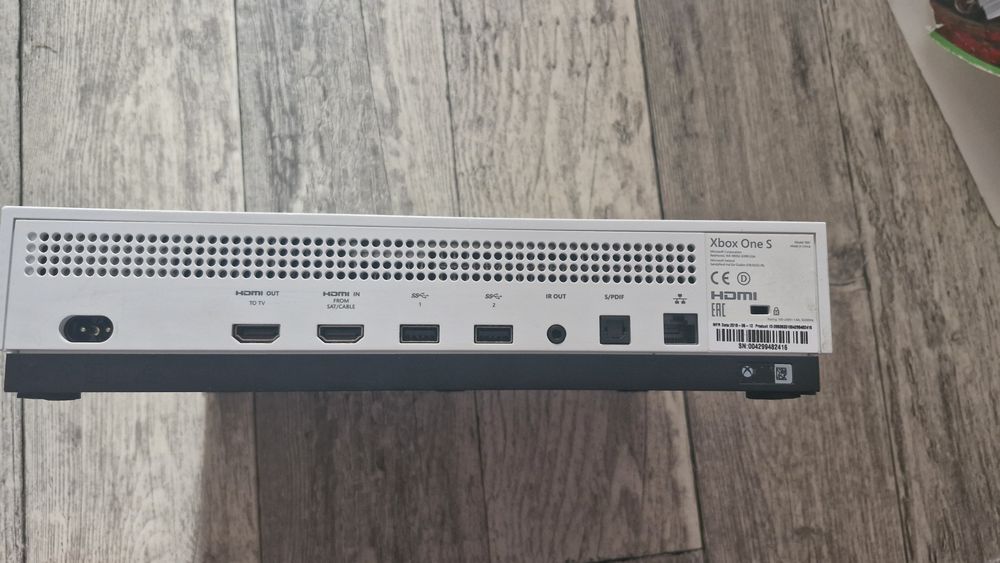 Sprzedam Xbox one S