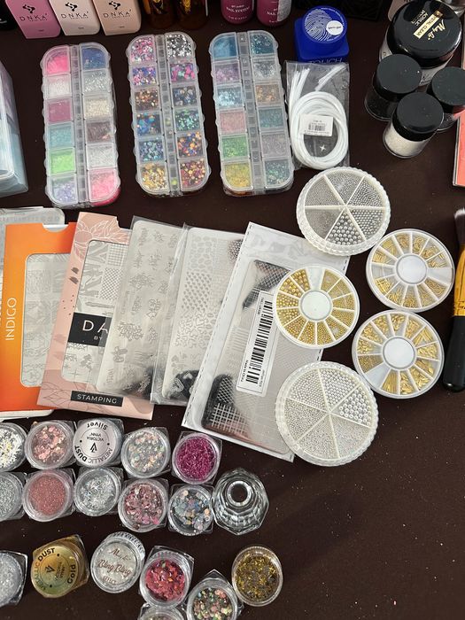 Materiały do manicure/pedicure