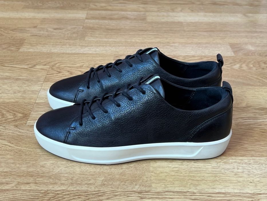 Шкіряні кросівки ECCO 38 розміру