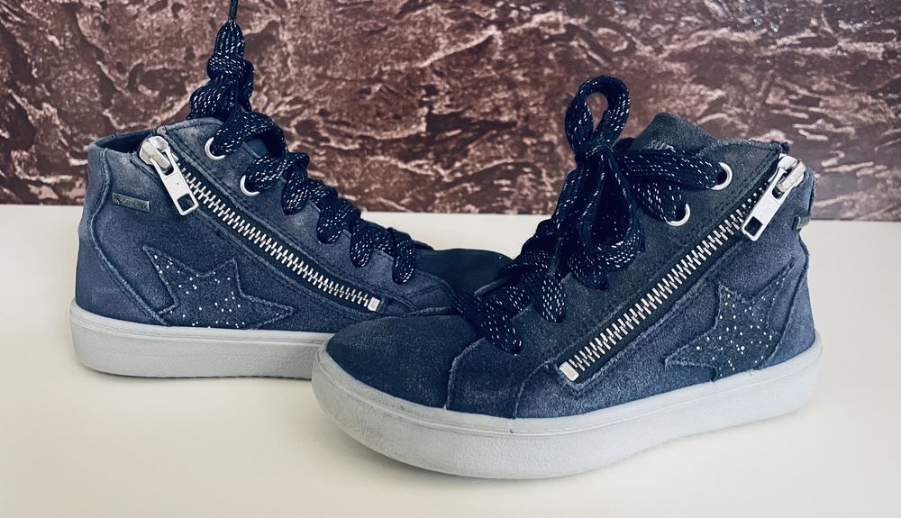 Весняні ботіночки, 28р,18см,в дуже хорошім стані.