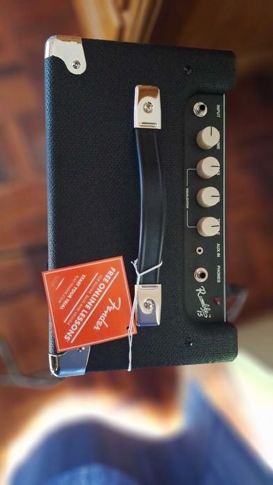 Amplificador Fender Rumble 15