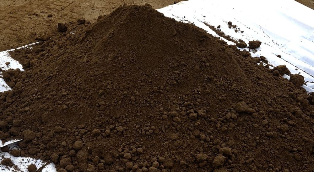 Ziemia ogrodowa humus urodzajna