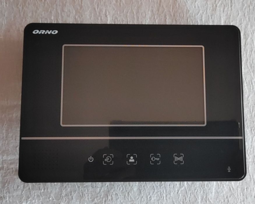 Monitor LCD 6" kolor z zasilaczem