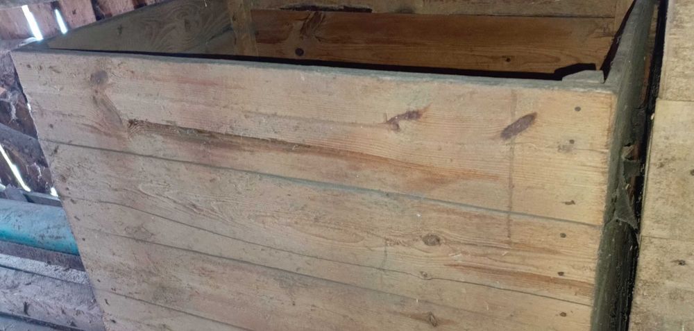 Skrzynia drewniana/spichlerz/safarnia