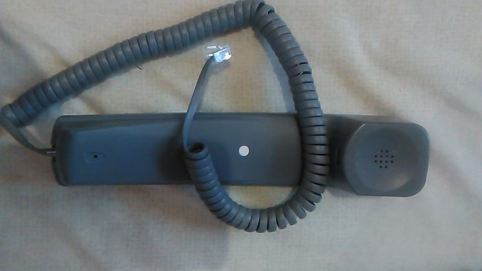 Трубки до стаціонарного телефону з кабелями