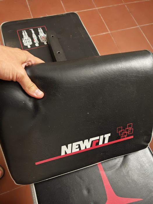 Banco de Abdominais e Fitness Inclinado Newfit