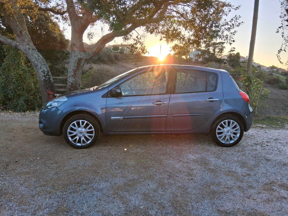 Renault clio c/ 140.623 Km de Maio 2010