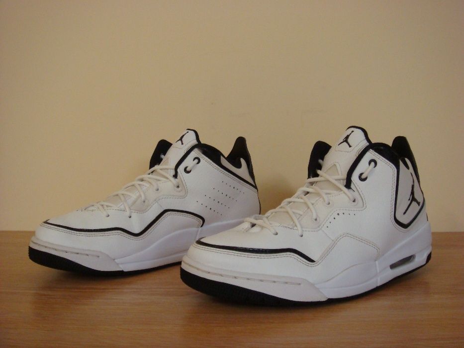 Кроссовки Jordan 42-43р Courtside 23 AR 1000-100