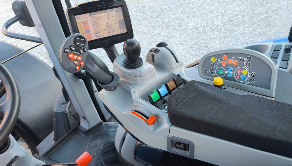 New Holland T7.220 Hamulce Pneumatyka Świeżo Sprowadzony Power Command 2012r