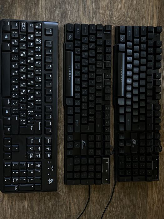 Клавіатура Logitech і Frime Firefly
