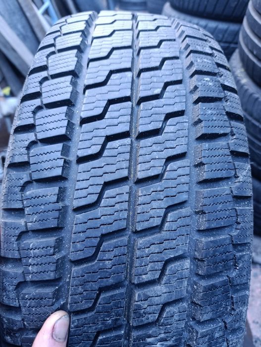 Шина 235/65/16c Nexen  25 рік