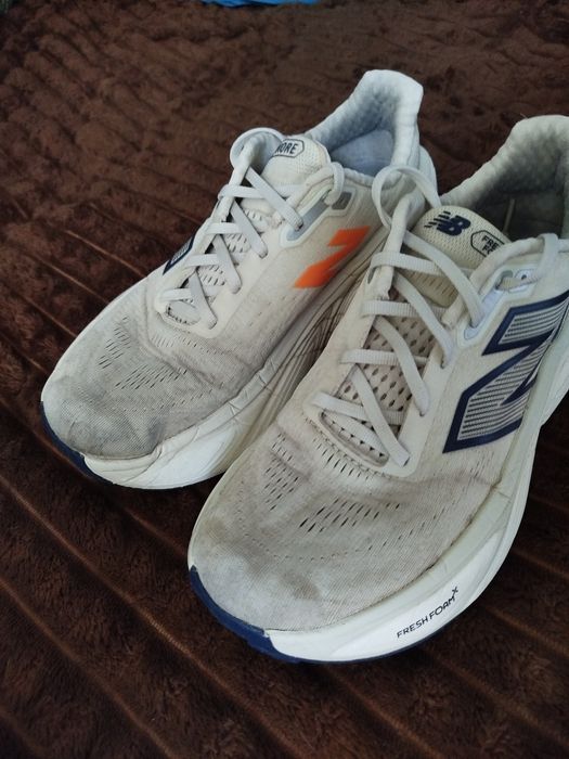 Продам беговые кроссовки New Balance!