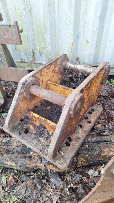 Baldes giratoria, porta paletes grua, riper, garfos empilhador