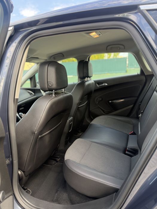 Opel astra J 1.6 turbo