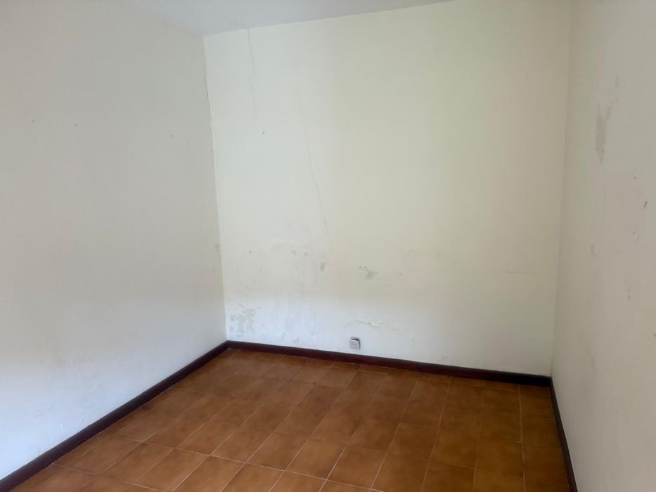 Arrenda-se Casa T2 — Centro Histórico do Porto (zona da Batalha)