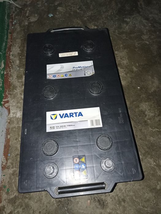 Аккумулятор Varta 12v 220Ah