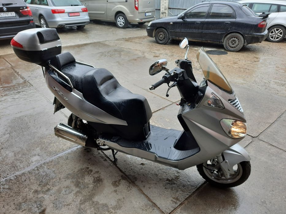 Maxi скутер Dealim S2 125