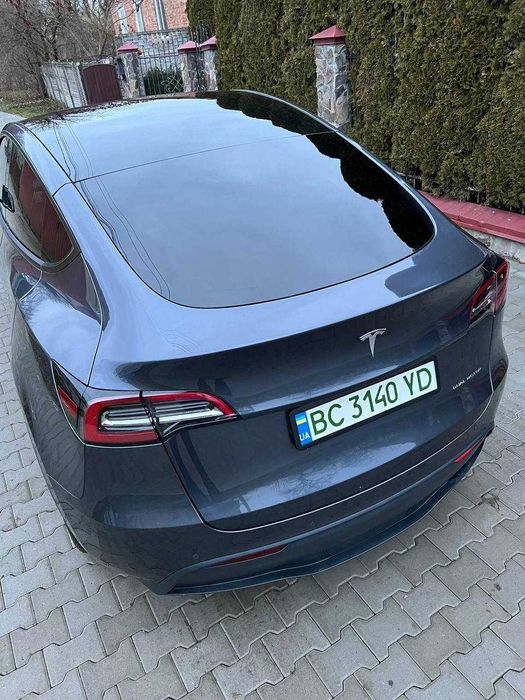 Tesla Model Y Long Range Dual Motor 82 kW