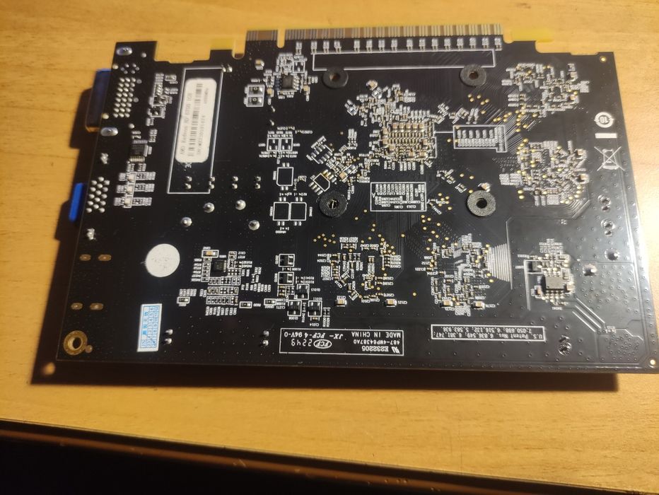 Placa de video AMD 6750 Sucata