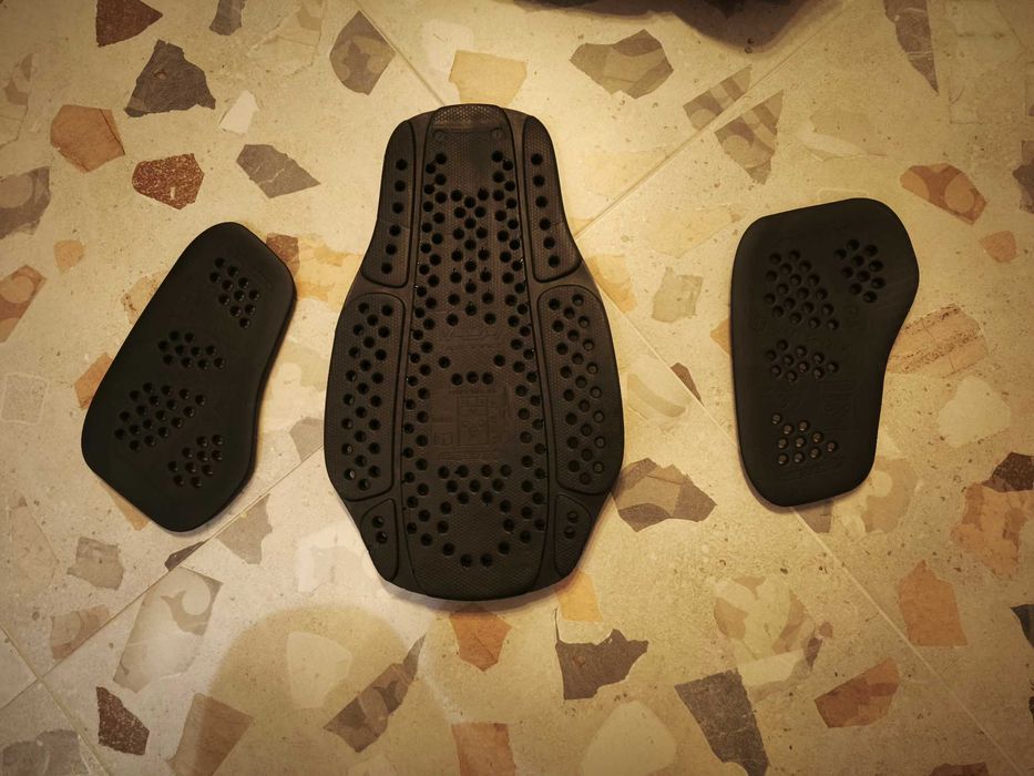 AlpineStars Tech Air (airbag para mota) e casaco Yaguara DryStar