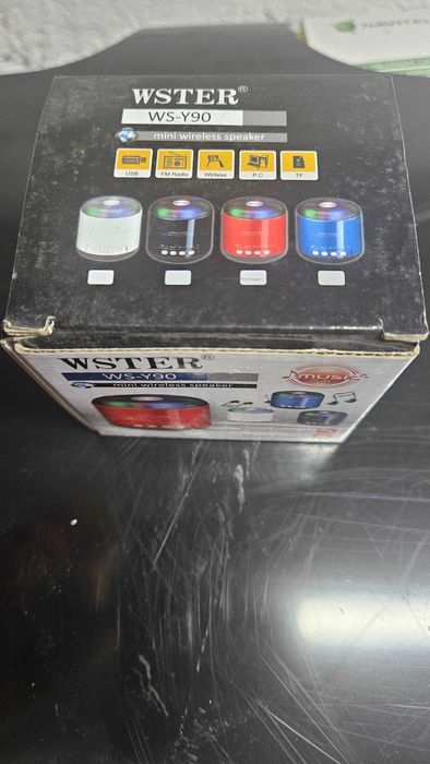 Głośnik BT z radiem mobilny