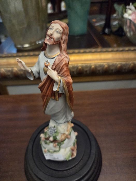 Sagrado Coração de Jesus e redoma