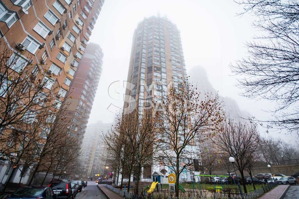 Коновальця Алмазова ЖК Митець 2к Якісна  74.3 м² Печерськ Центр