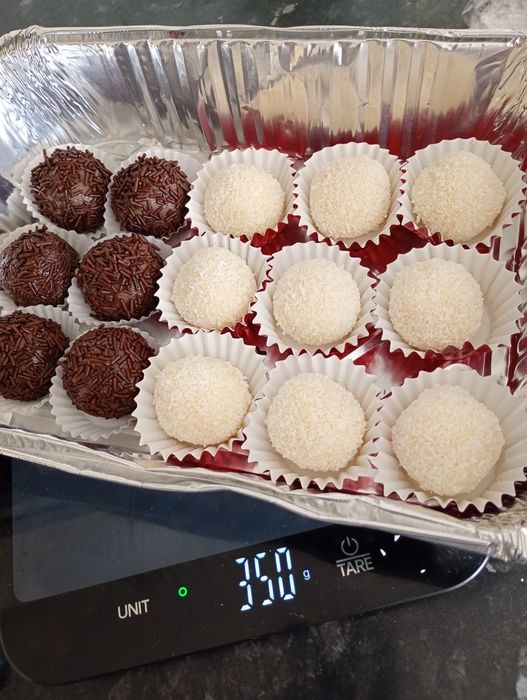Brigadeiros Artesanais | Festas, Aniversários e Eventos | Encomendas