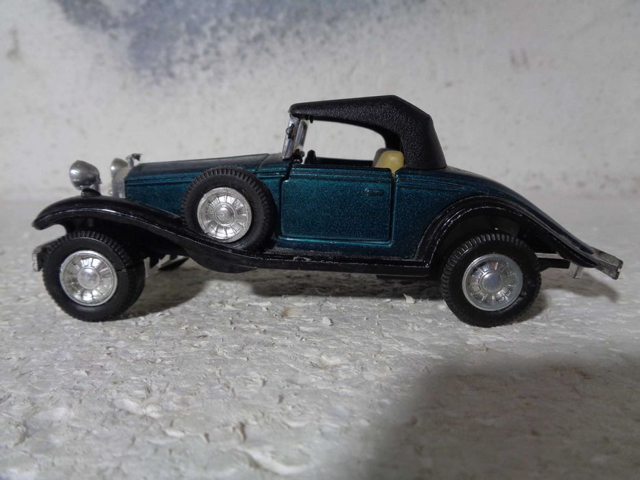 1:43 Viatura antiga 1931