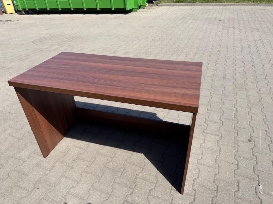 Uzywane biurka 120x60 w bardzo dobrym stanie !