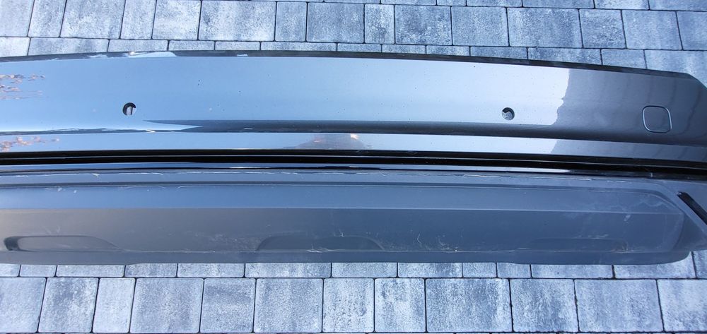 Бампер задній + губа накладка заднього бампера Audi Q8 (2019)