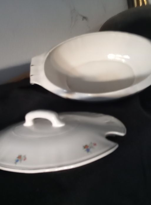 Terrina Sacavém muito antiga em ótimo estado