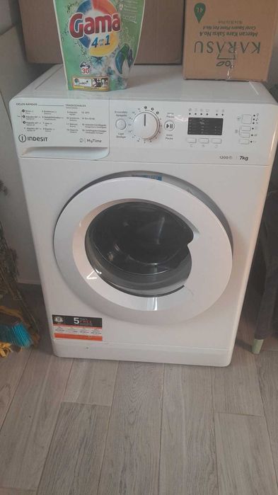 Máquina de lavar roupa = 7 kg