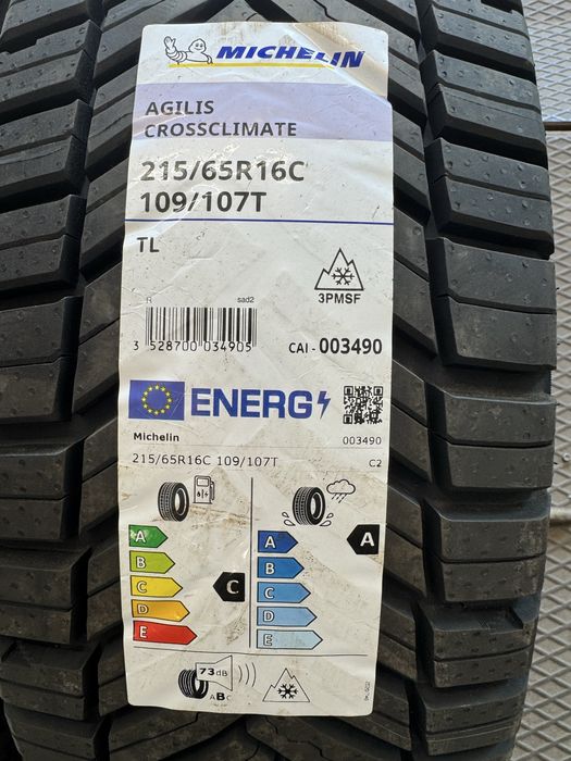 215/65R16C 109/107T Michelin Agilis CrossClimate