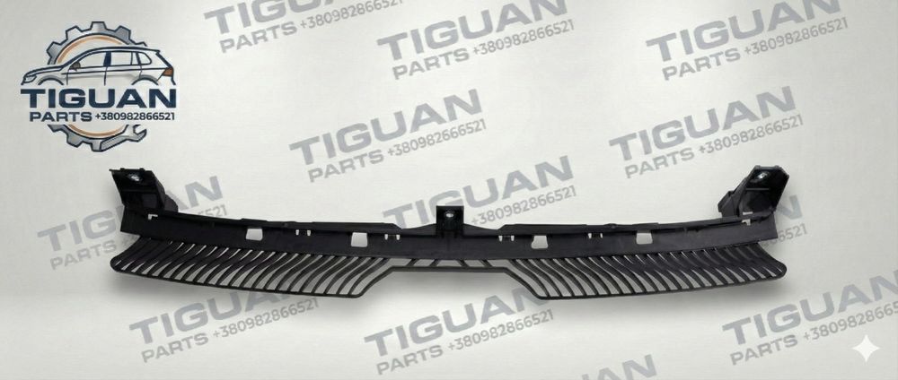 направляюча  переднього бампера VW Tiguan 2018-2021 USA 5NN805705C (F)
