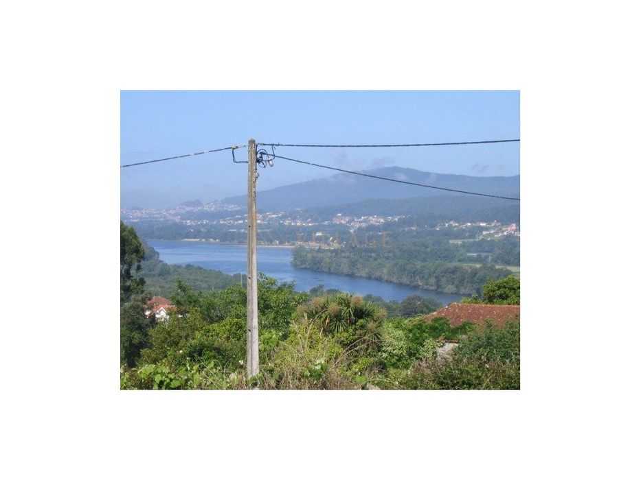 Terreno Venda Vila Nova de Cerveira — Loivo, Viana do Castelo
