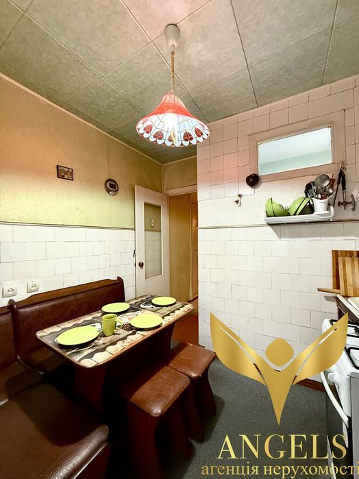 Продаж 3-кімнатної квартири м-р Типографія: АГО, мп, укомплектована