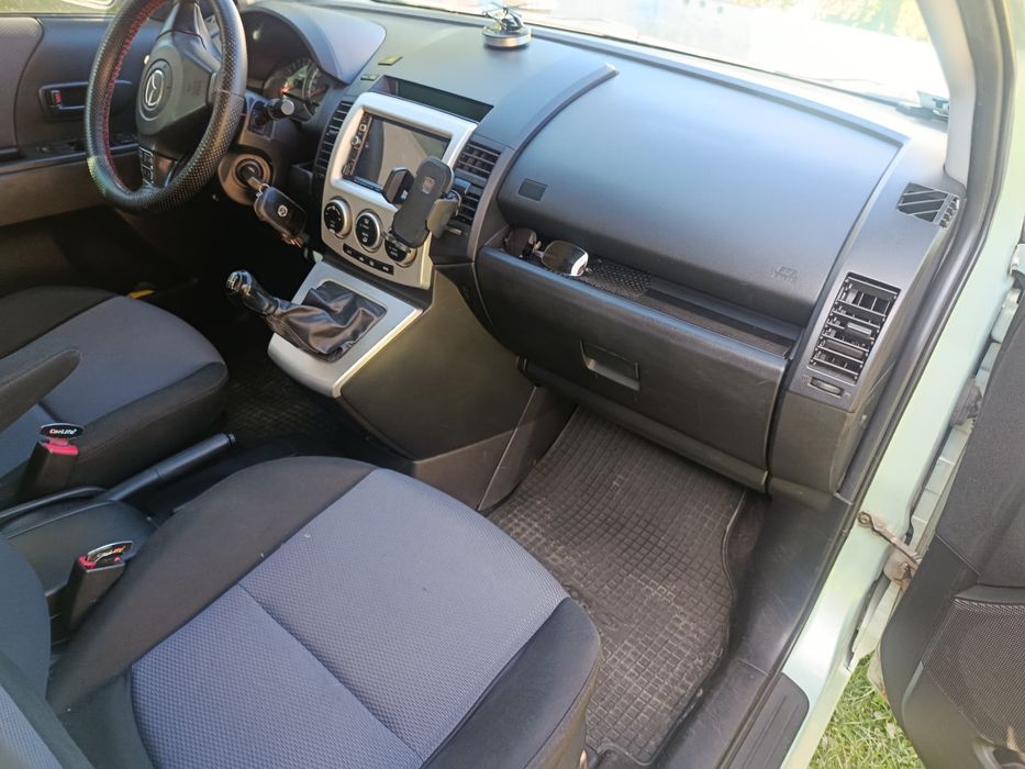 Mazda 5 мінівен 1.8 бендзин, 7 місць