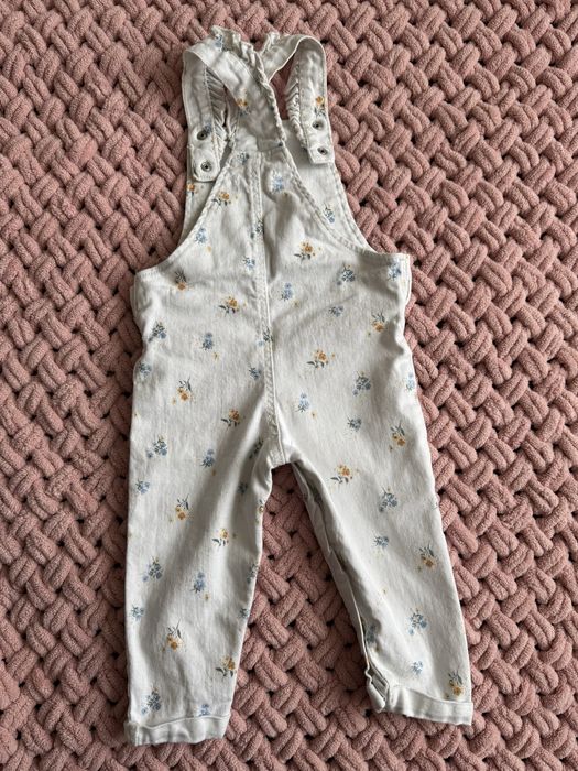 Продам джинсові комбінезони на дівчинку 80-86