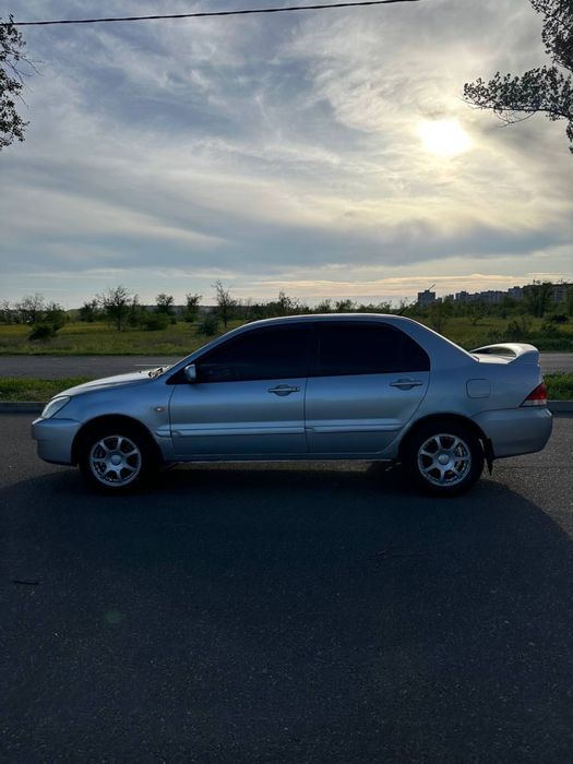 Продам Mitsubishi Lancer 9 в отличном состоянии