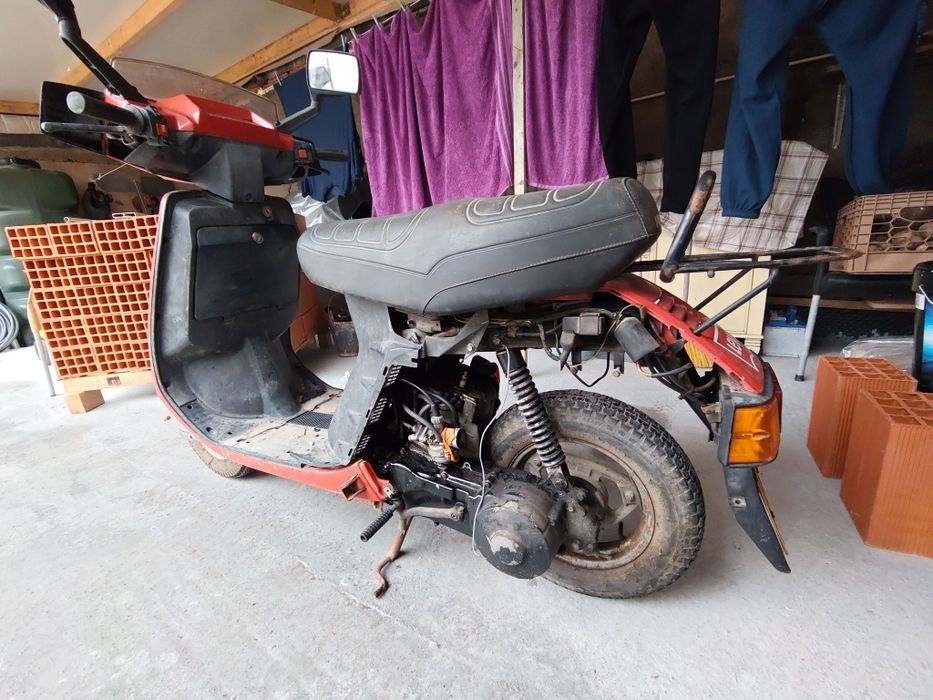 2 scooter Peugeot peças