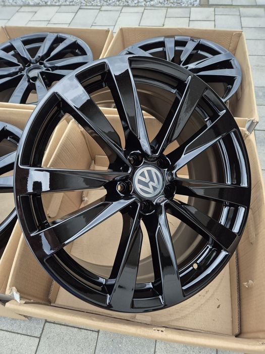 Felgi 19" 5x112 Mercedes OEM BMW Audi VW Skoda Cupra Mini Nowe Czarne | #A223C