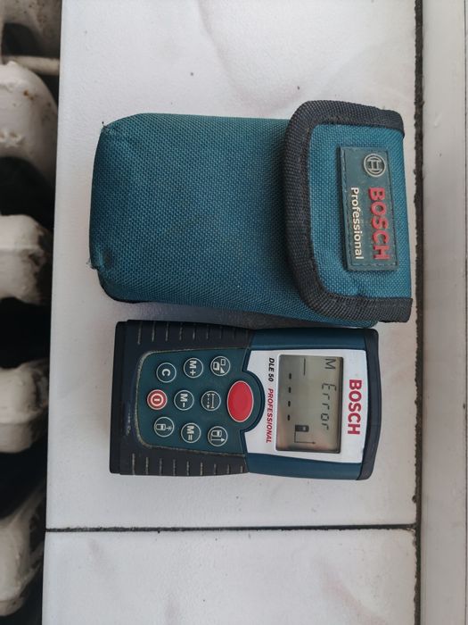 Лазерний далекомір Bosch DLE 50 Professional. ( під ремонт або запчаст