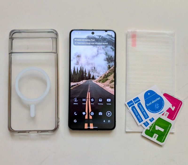 Google Pixel 8 Pro Obsidian 256GB (Neverlock) + чохол + захист