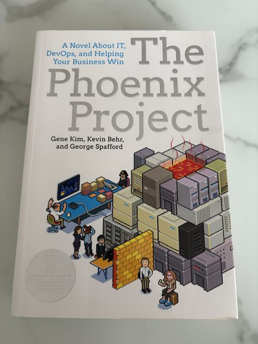 Książka w j. angielskim „The Phoenix Project”