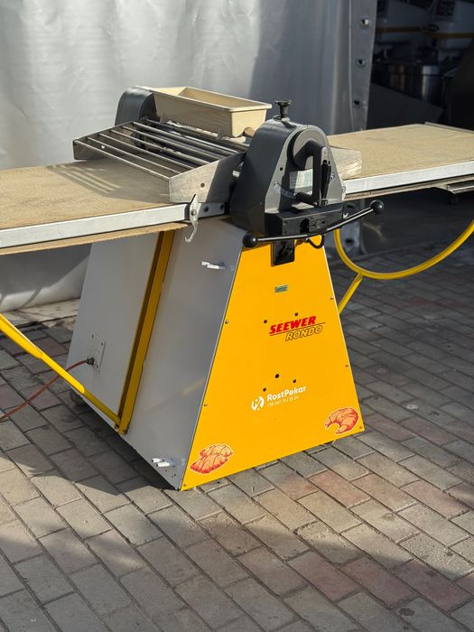 Тістороскатка для листкового тіста Seewer Rondo