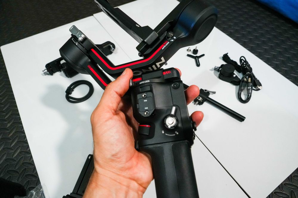 DJI Ronin RS 3 Combo – Novo + Caixa + Acessórios | novo sem uso